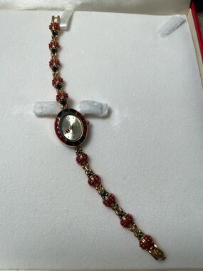 Vintage Joan Rivers Ladybug Eatch